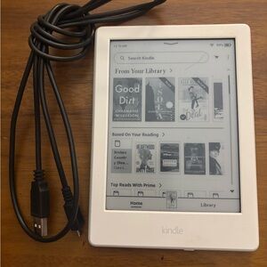Amazon Kindle White E-Reader- original